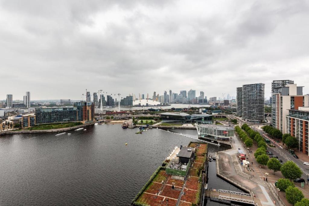 Excel Dock Apartments Londres Extérieur photo