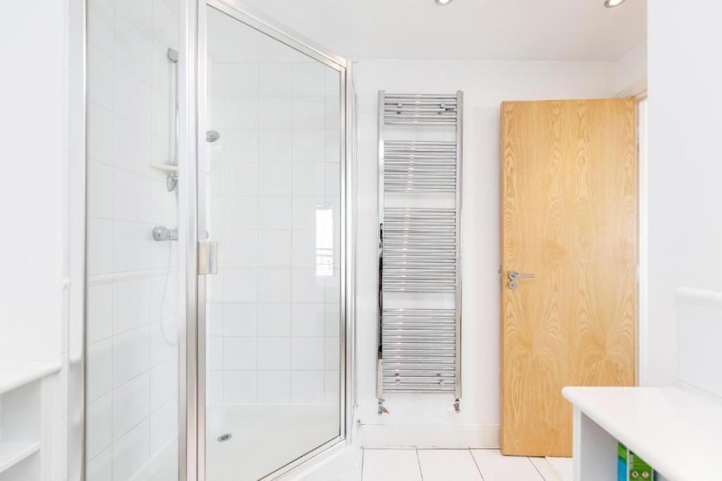 Excel Dock Apartments Londres Extérieur photo