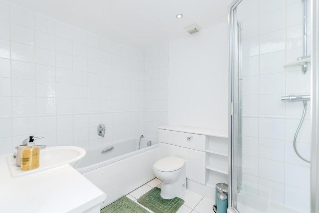 Excel Dock Apartments Londres Extérieur photo